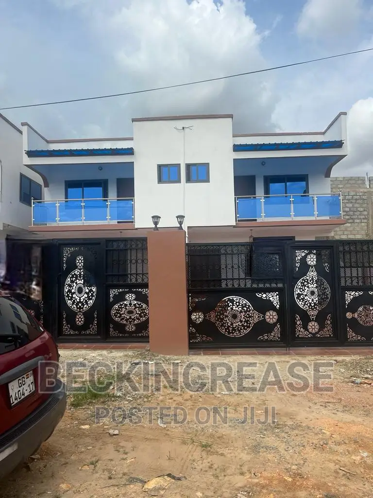 4bdrm House in Beckincrease, Oyarifa for sale