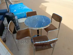 Woslsale Dinning Table With Four Chairs