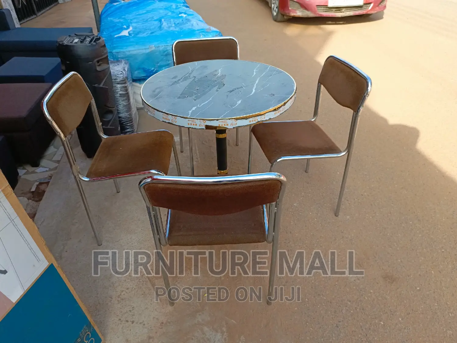 Whosale Dinning Table Plus 4 Chairs . Free Delivery