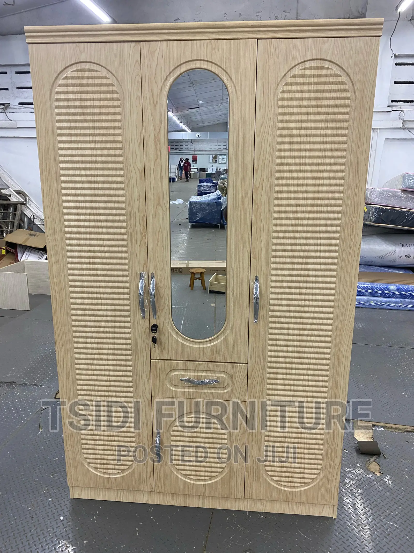 Quality Three Door Wardrobe