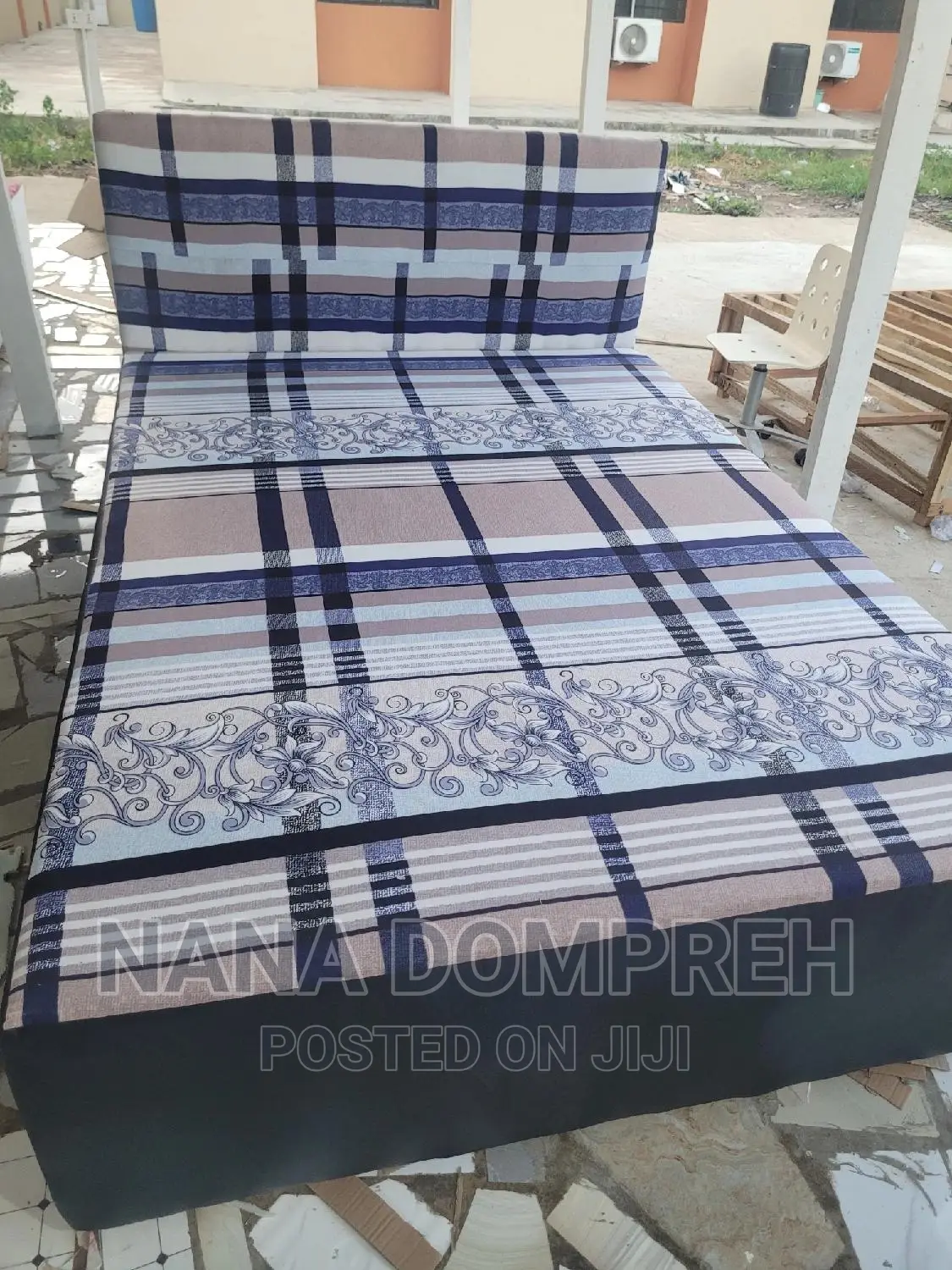 Inbuilt Double Bed