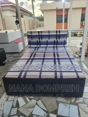 Inbuilt Double Bed
