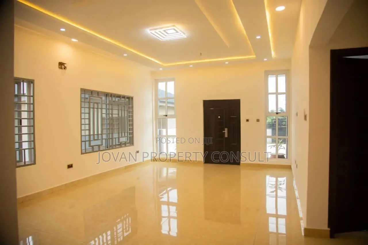 3bdrm House in Amasaman Satellite for sale