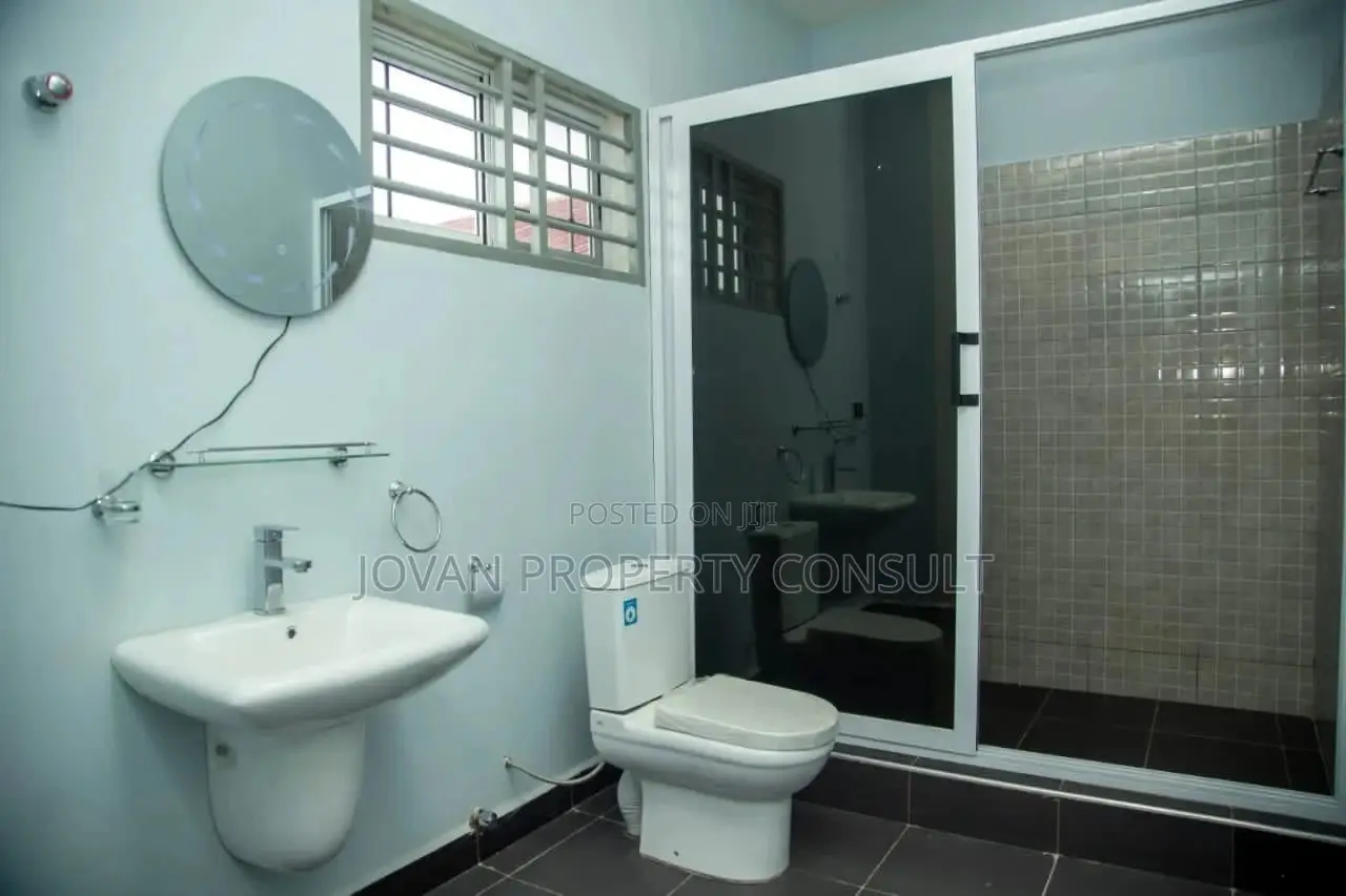 3bdrm House in Amasaman Satellite for sale