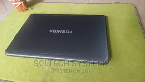 Laptop Toshiba Satellite S870 8GB Intel Core i7 HDD 1T