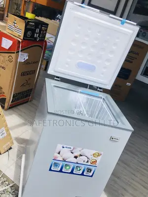 Singledoor Electric Chestfreezer PCF-127 Pearl  100 Liters