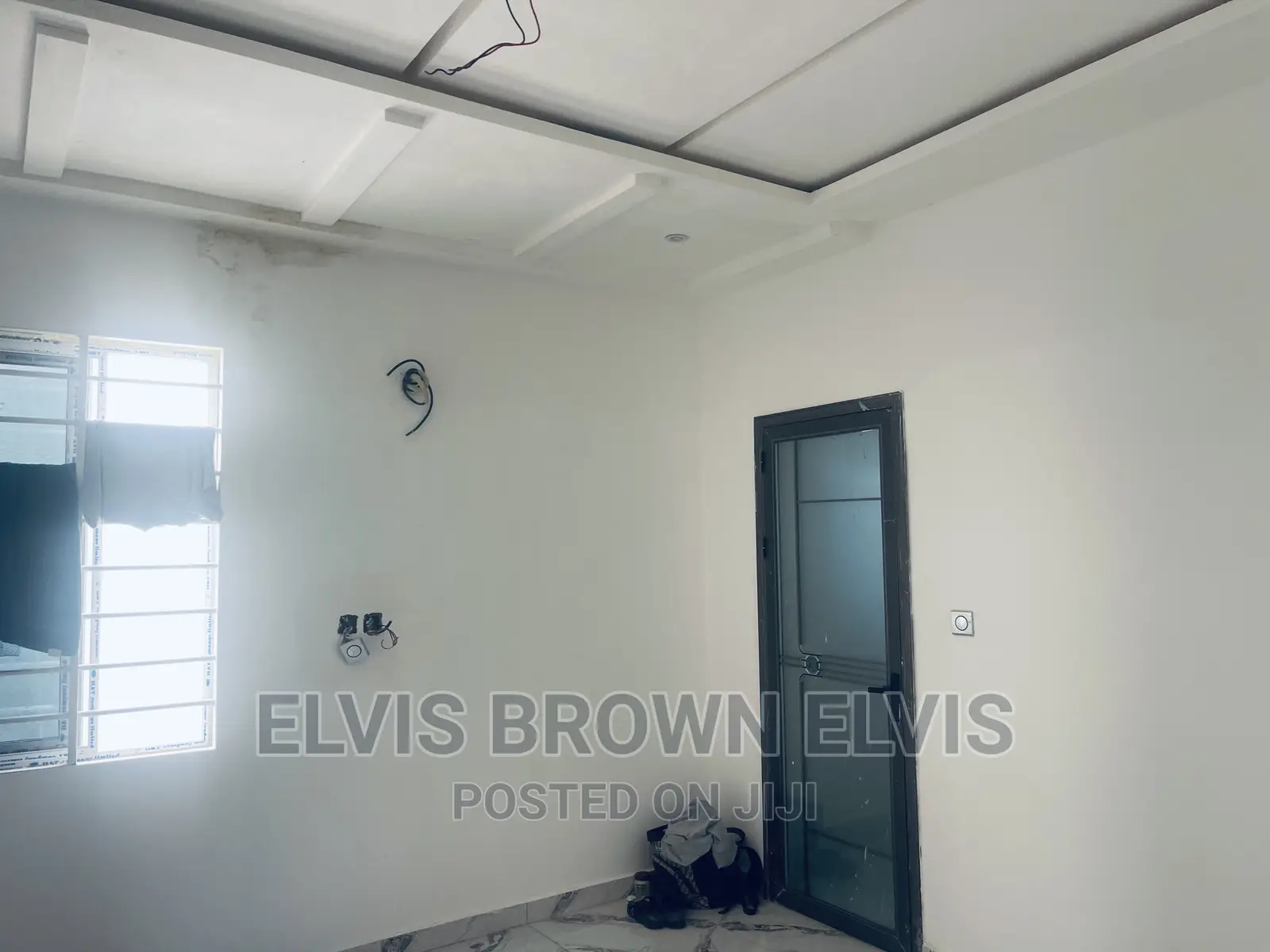 3bdrm Duplex in Botwe for sale