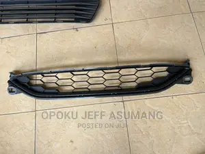 CRV 2016-2018 Lower Grille