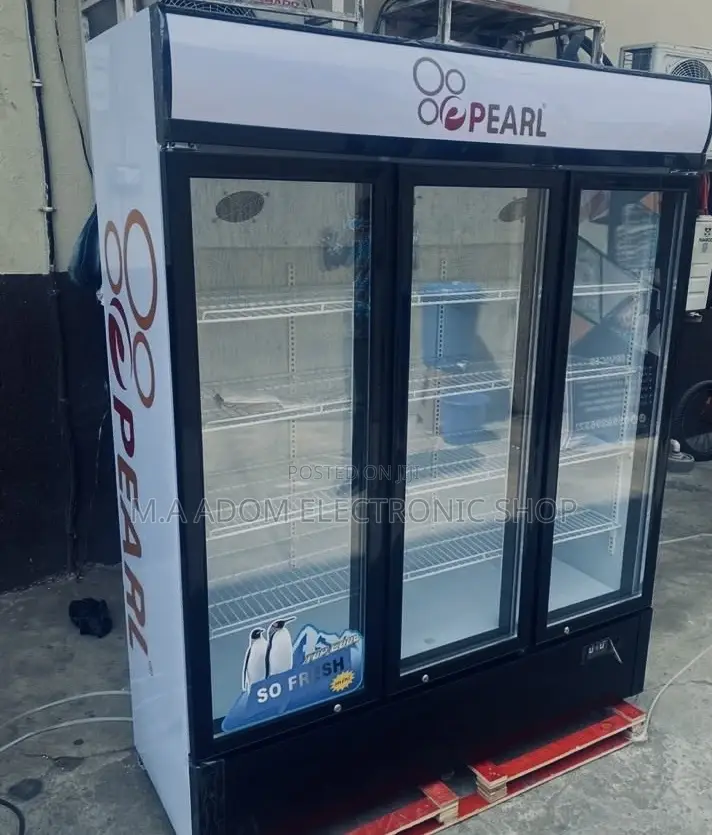 Pearl 3 Doors 950 Litres Show Case Fridge