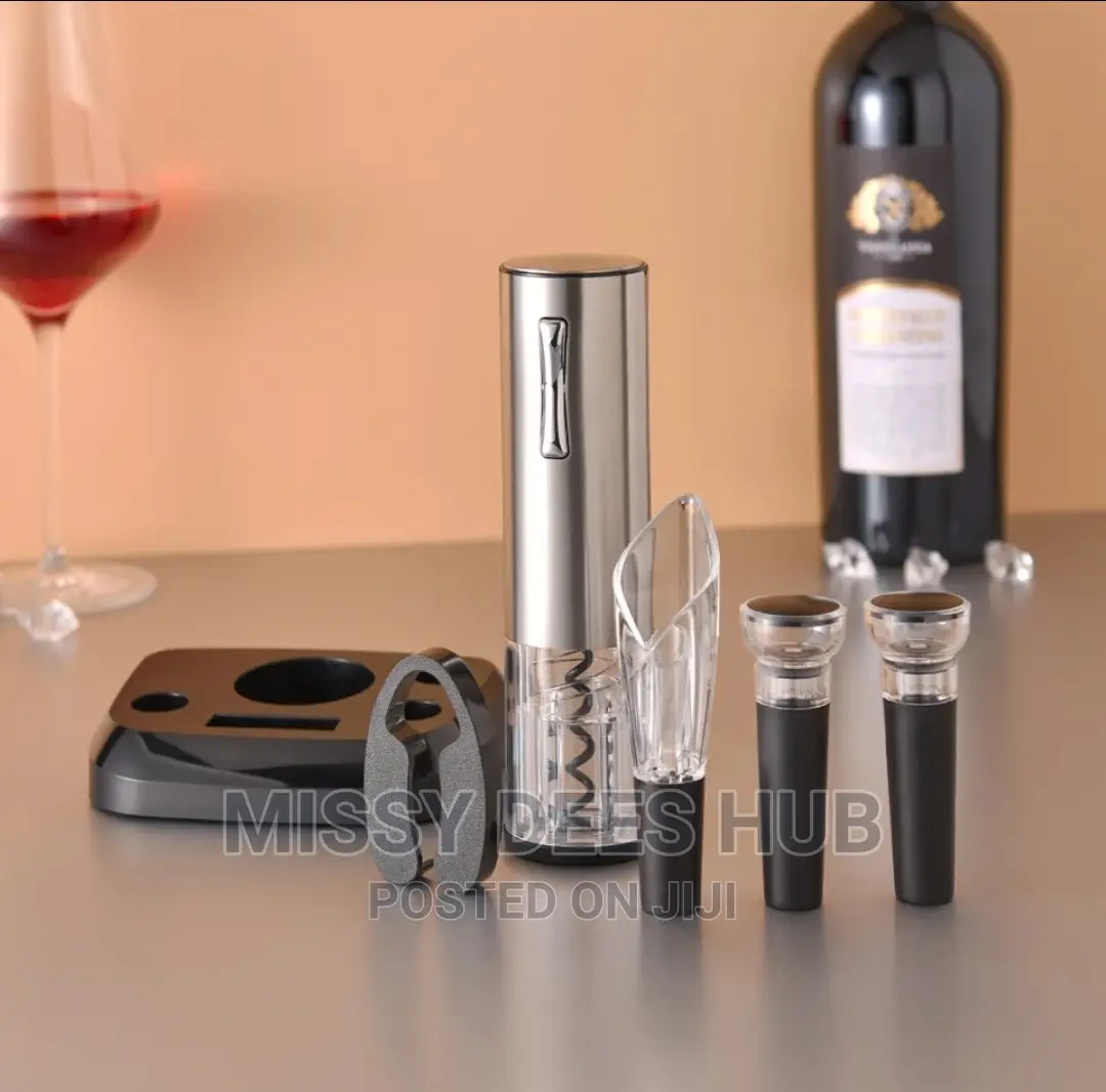 7-in-1 Electric Wine Set With Charging Base ( Rechargeable)