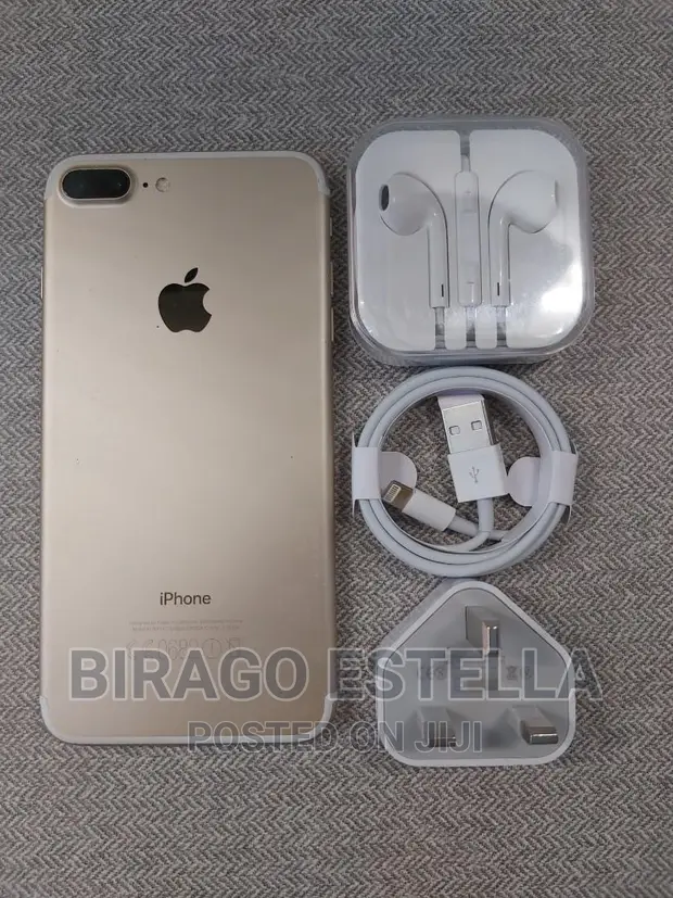 New Apple iPhone Plus 128 GB Gold in Accra New Town Mobile