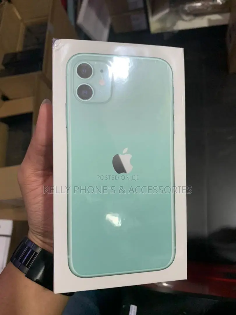 New Apple iPhone 11 128 GB Green