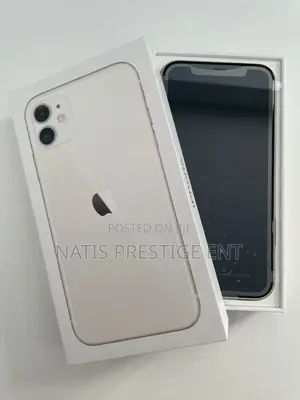 New Apple iPhone 11 64 GB White