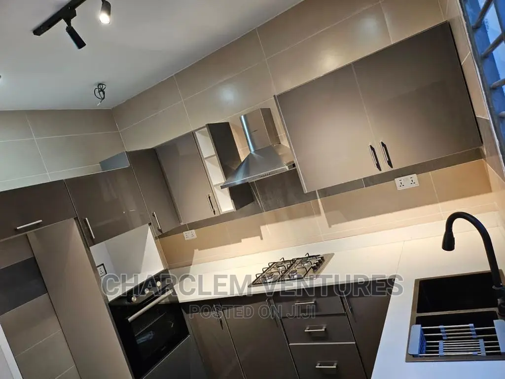 4bdrm House in Charclem Ventures, Ashaley Botwe for sale