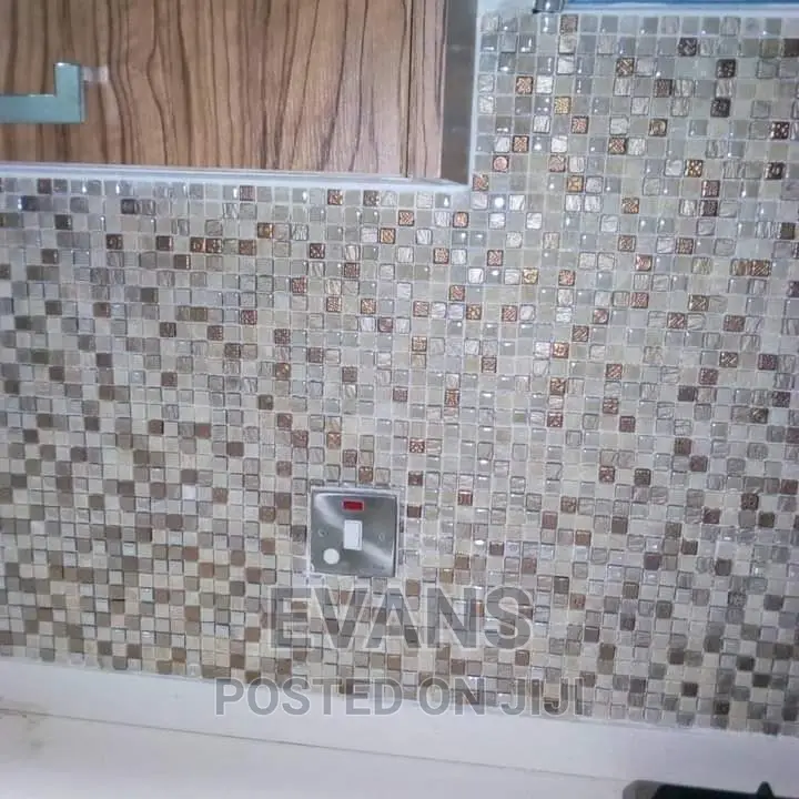 We Do Quality Tilling, Screeding and Wallpaper Installation