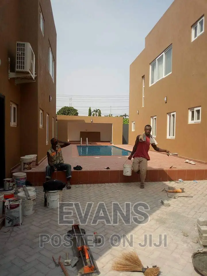 We Do Quality Tilling, Screeding and Wallpaper Installation