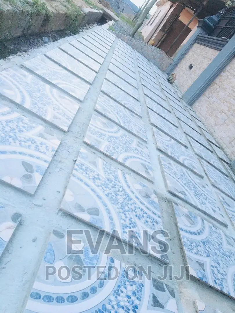 We Do Quality Tilling, Screeding and Wallpaper Installation