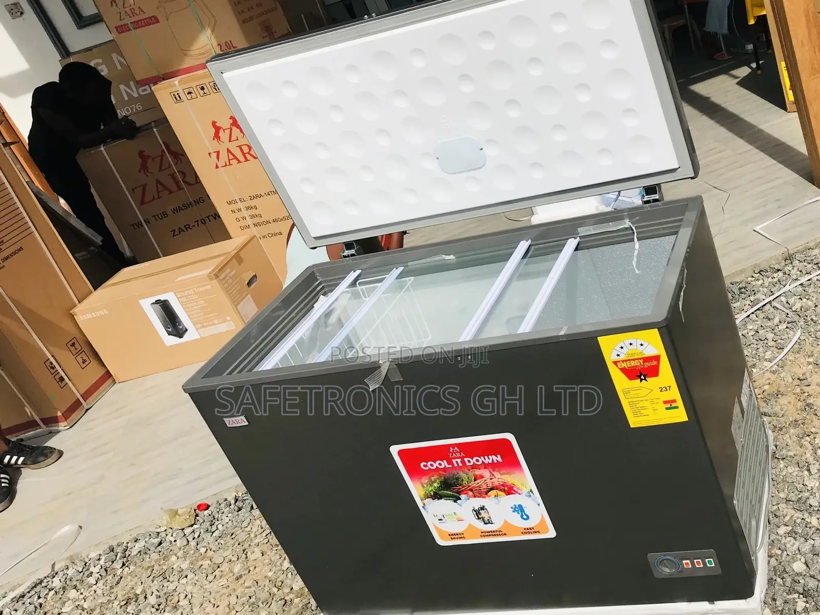 Chestfreezer Singledoor Zara 360  270 Liters Electric