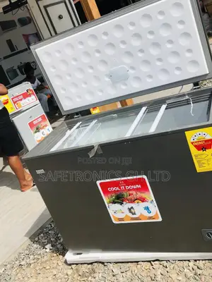 Chestfreezer Singledoor Zara 360 Electric Glass Lid 270L