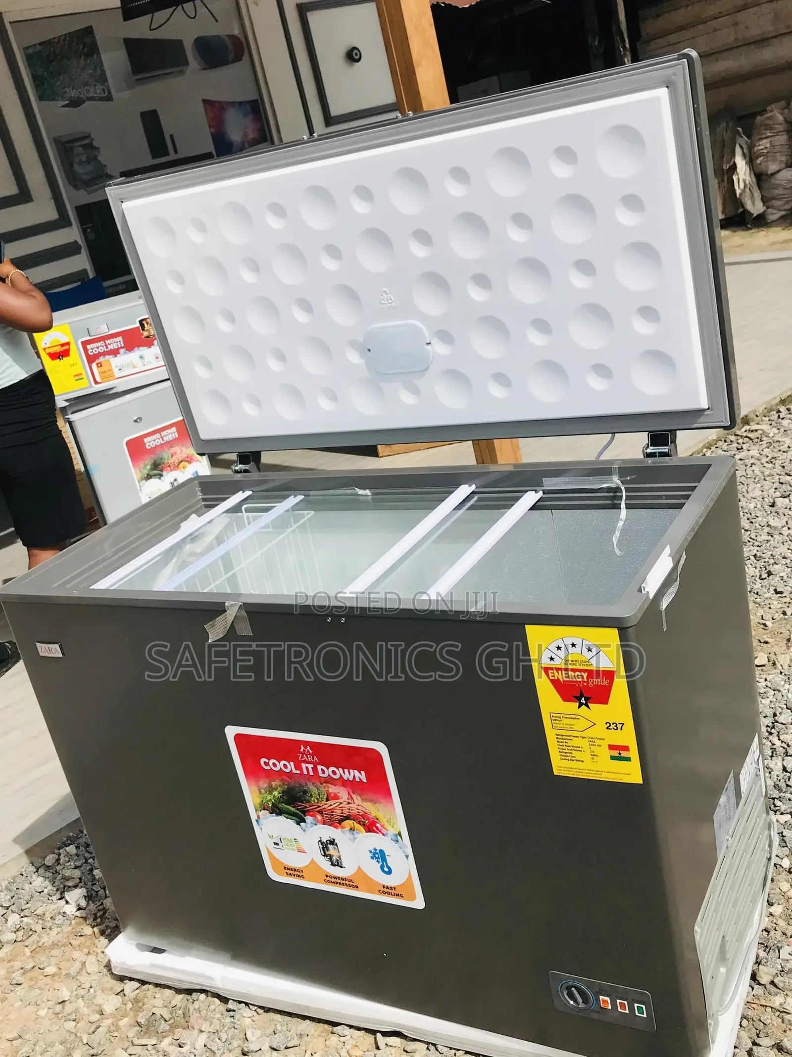 Electric Singledoor Glass Lid 270 Zara 360 Chestfreezer