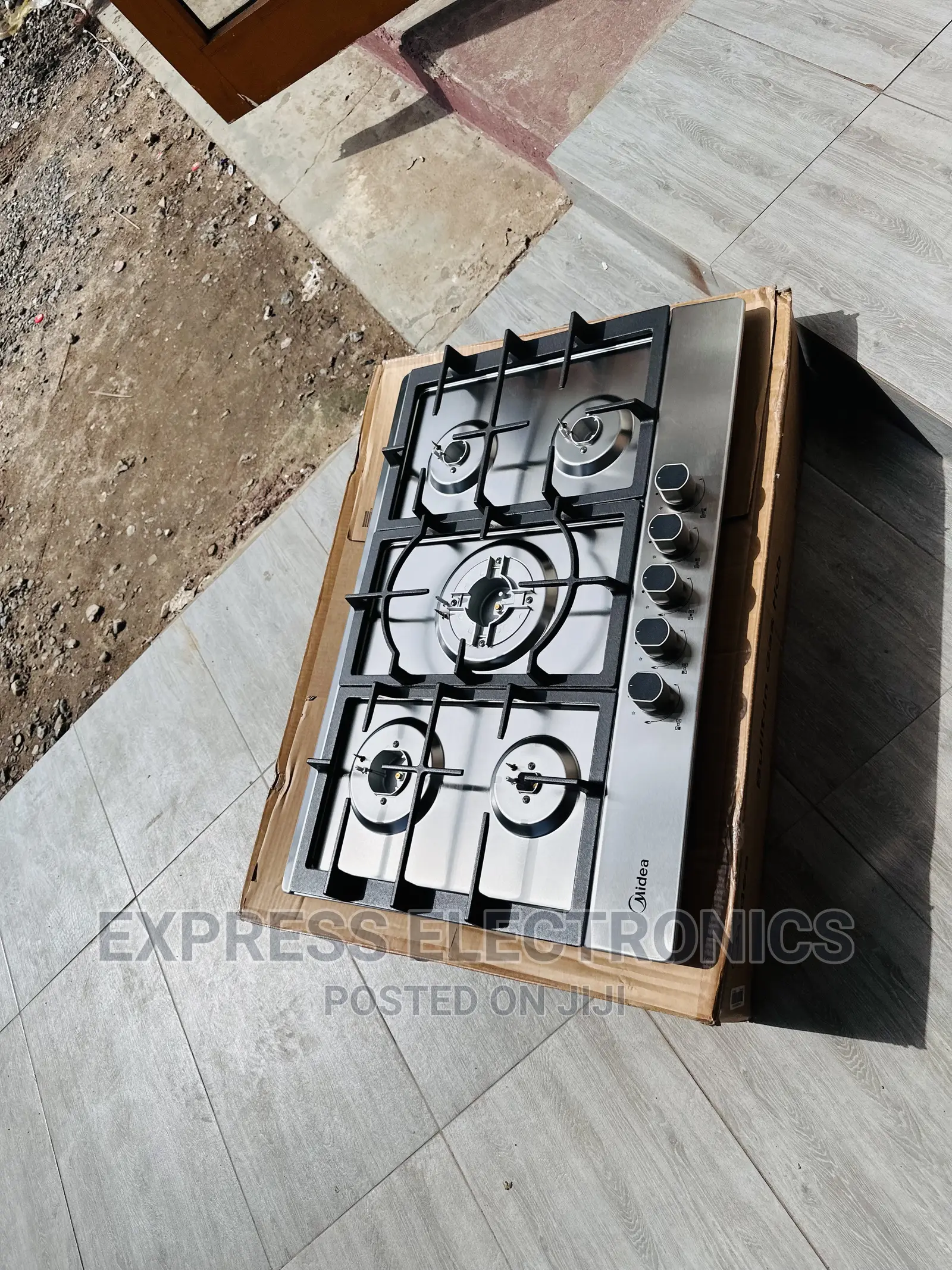 Quality Yet Affordable 90g50me005-SFT 5burner Gas Inbuilt