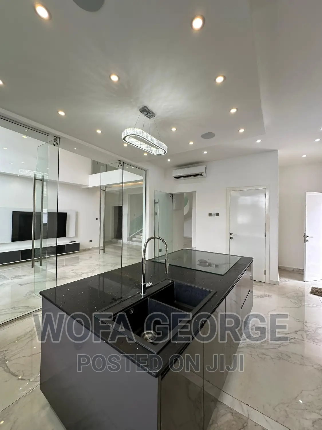 4bdrm Apartment in Hills, East Legon for sale
