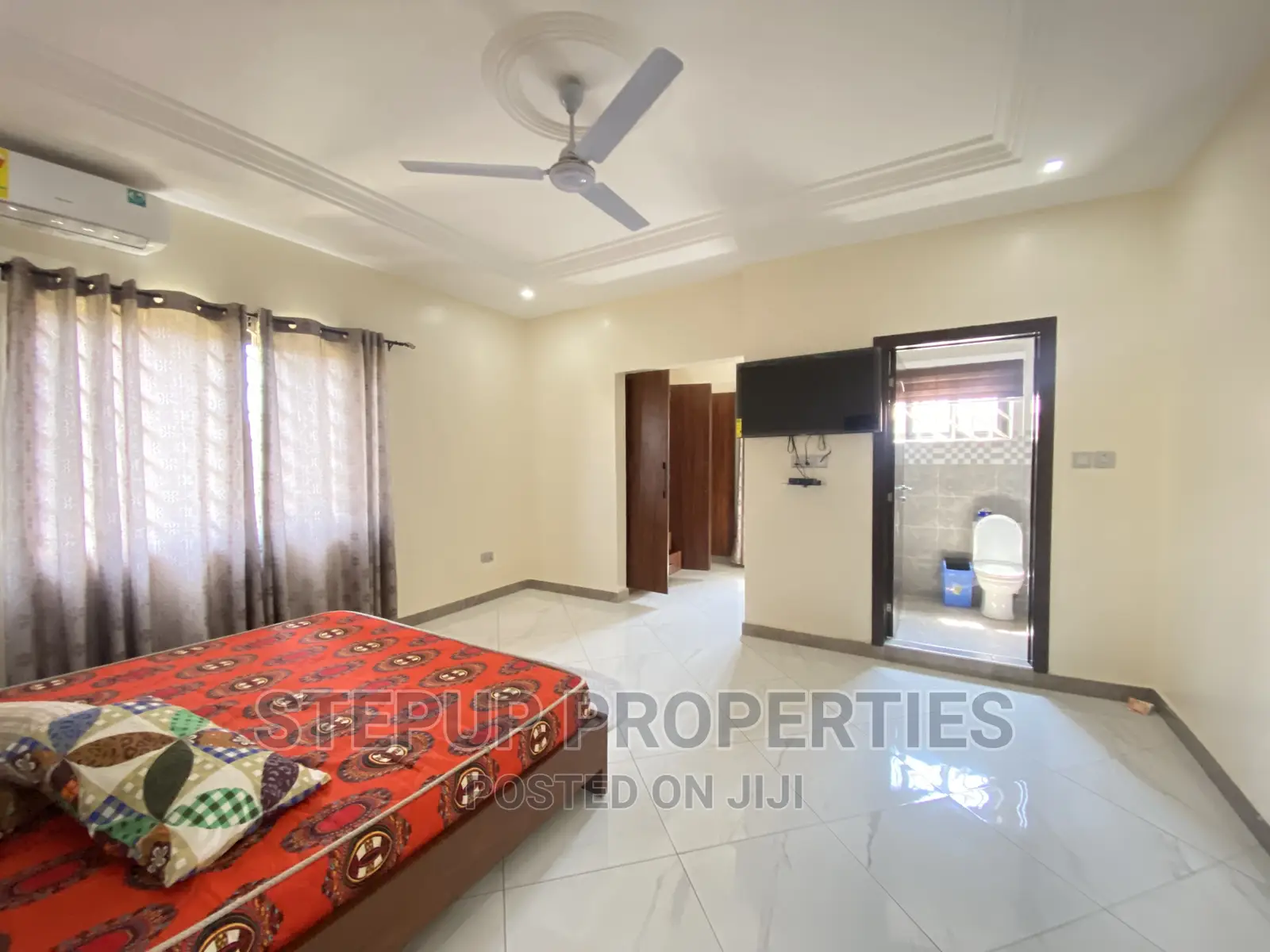 Furnished 4bdrm House in Lakeside, Ashaley Botwe for sale