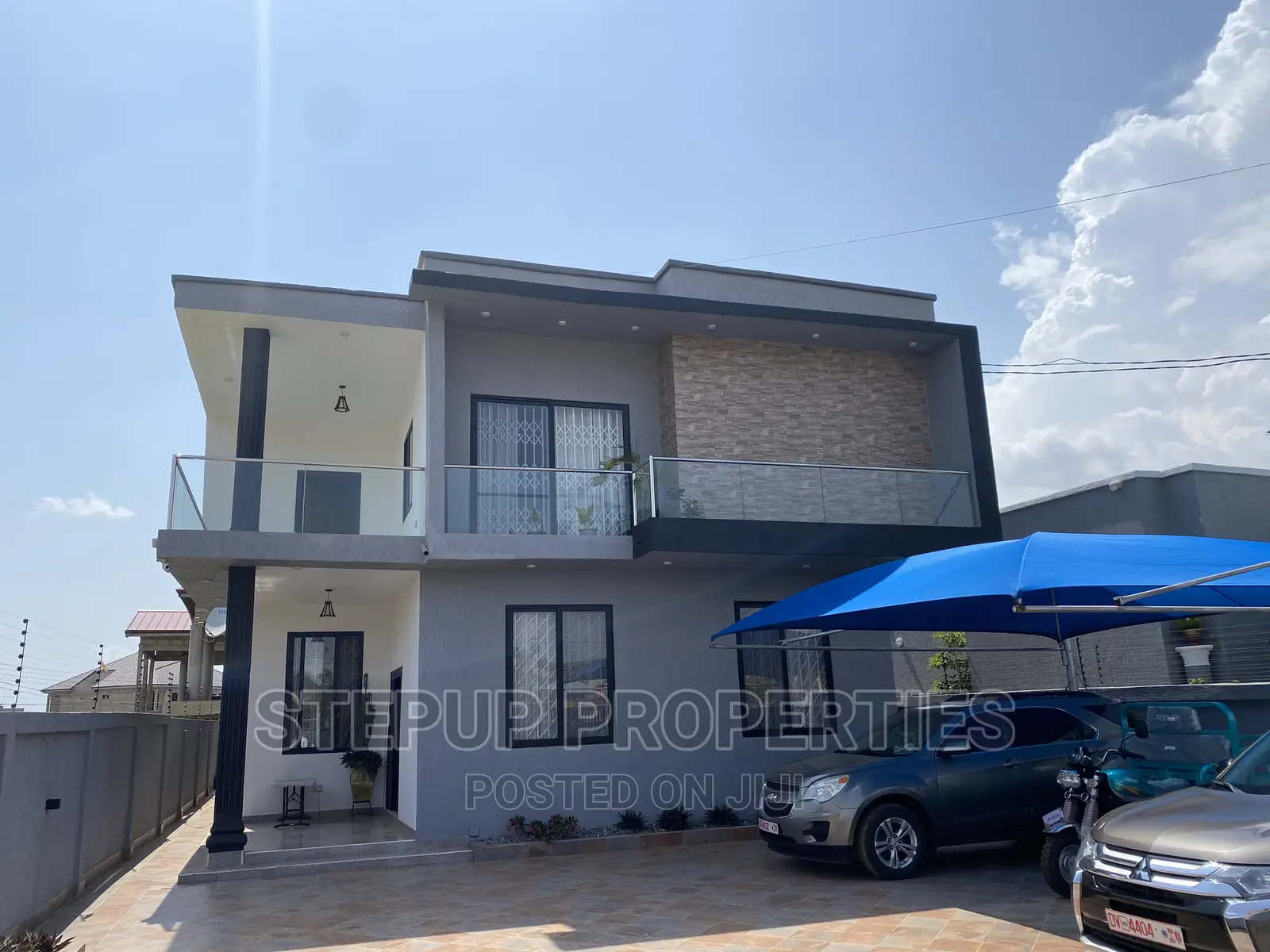 Furnished 4bdrm House in Lakeside, Ashaley Botwe for sale