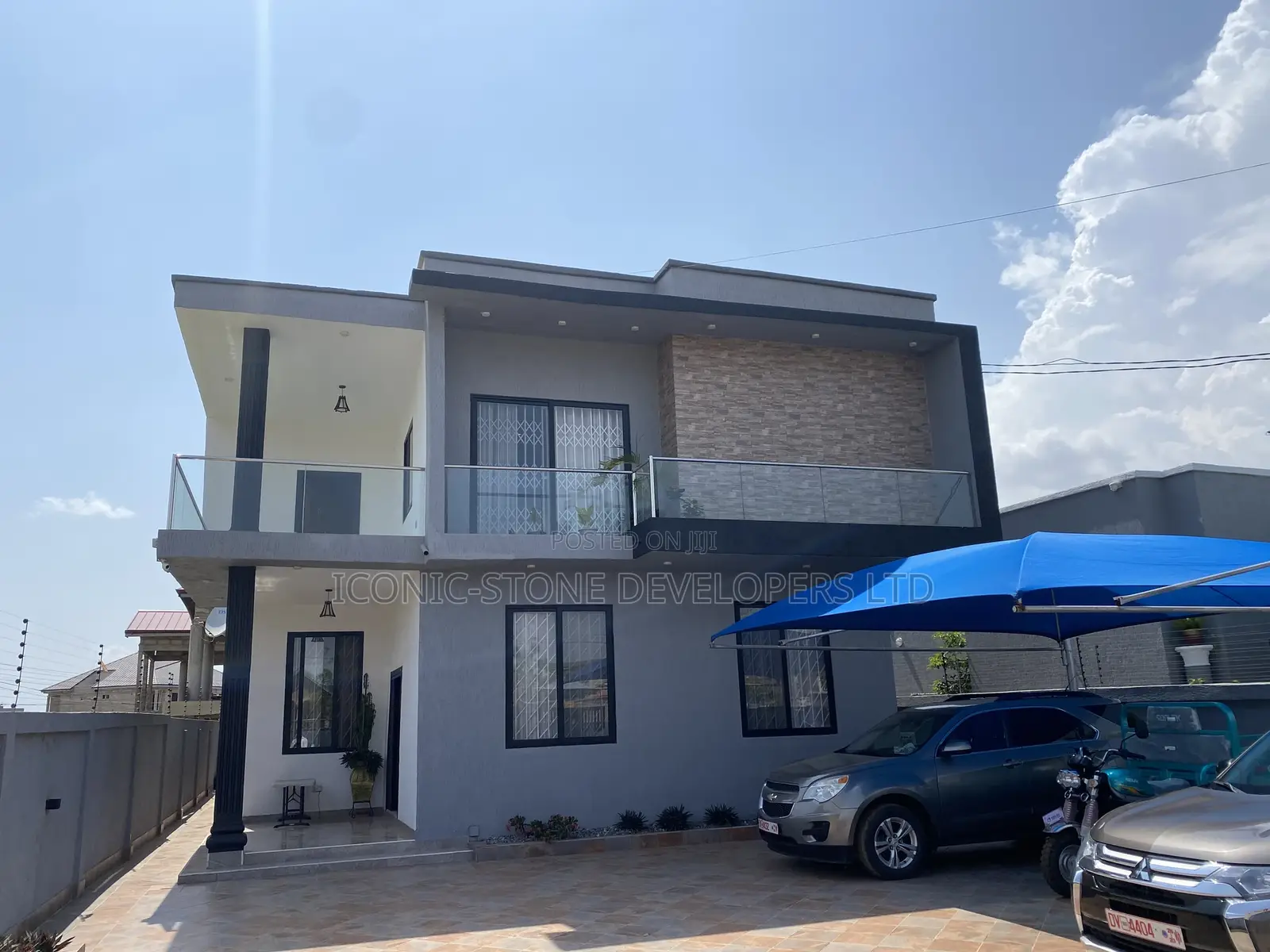 Furnished 4bdrm House in Lakeside, Ashaley Botwe for sale