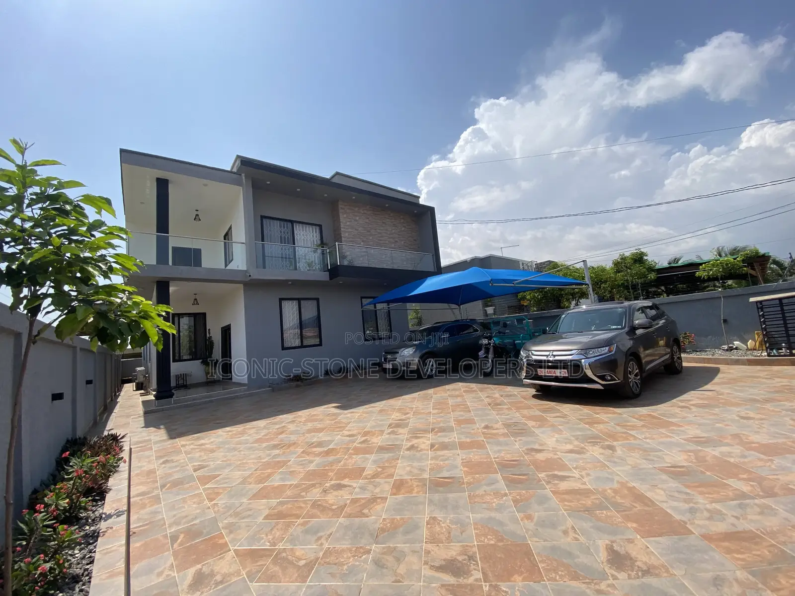 Furnished 4bdrm House in Lakeside, Ashaley Botwe for sale