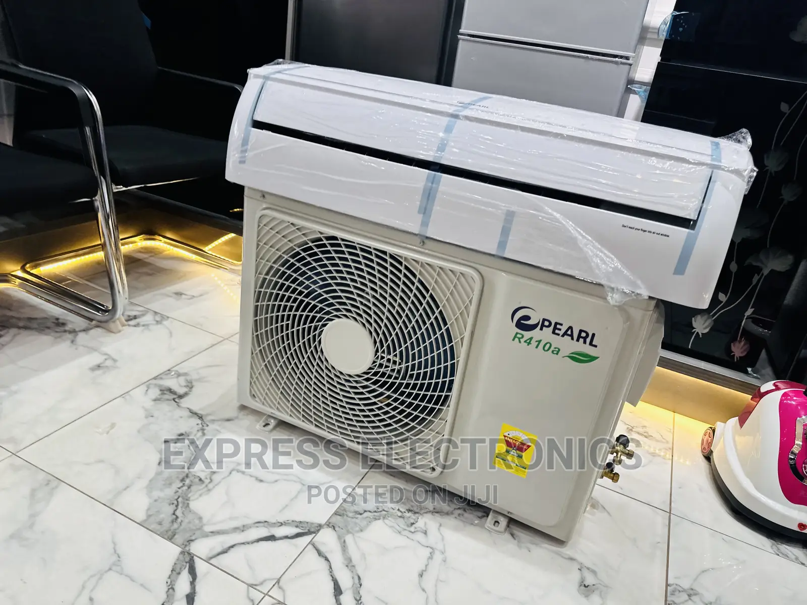 Chilling Zone Creator Split R410 Gas Pearl 2.0hp Ac White