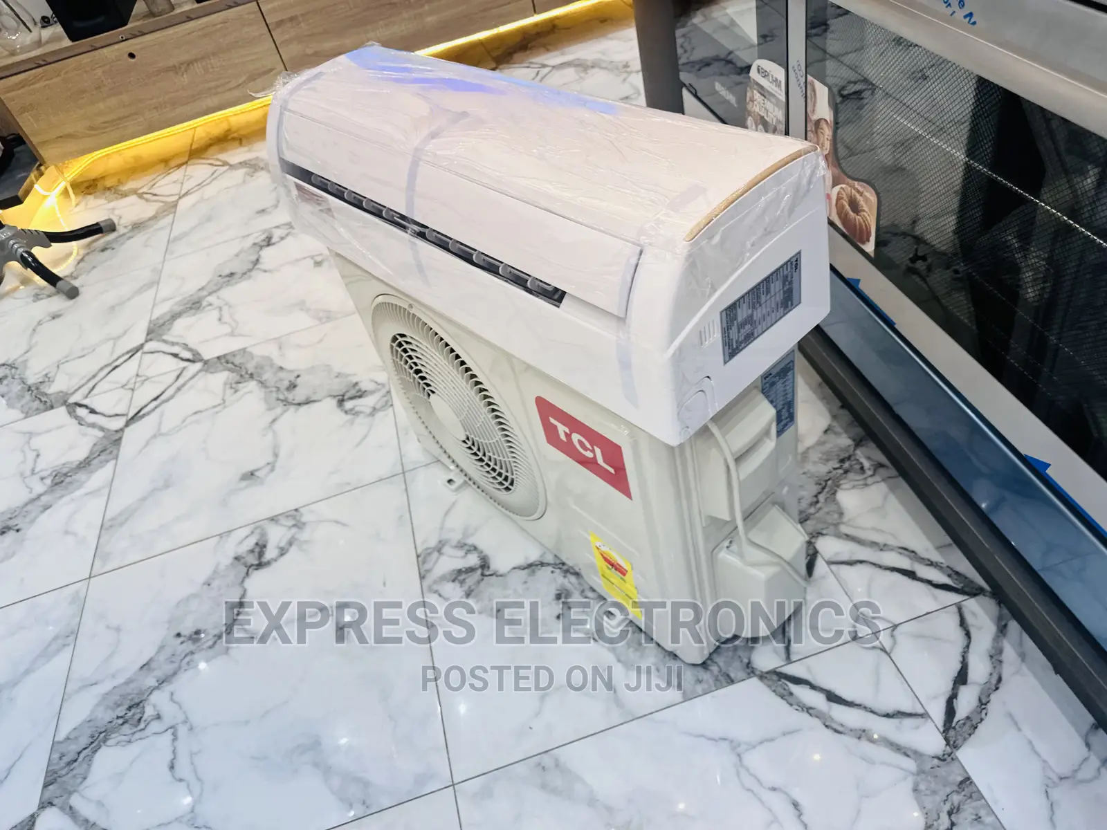Very Nice TCL Split R410 Gas 1.5hp
