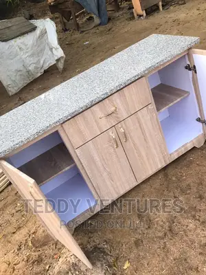 Quality Kitchen Cabinets ( Payment After Delivery)