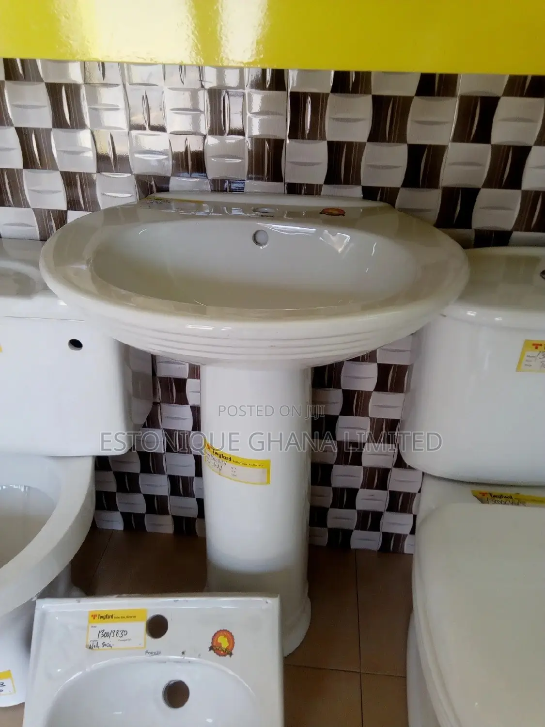 Basin and Pedestal