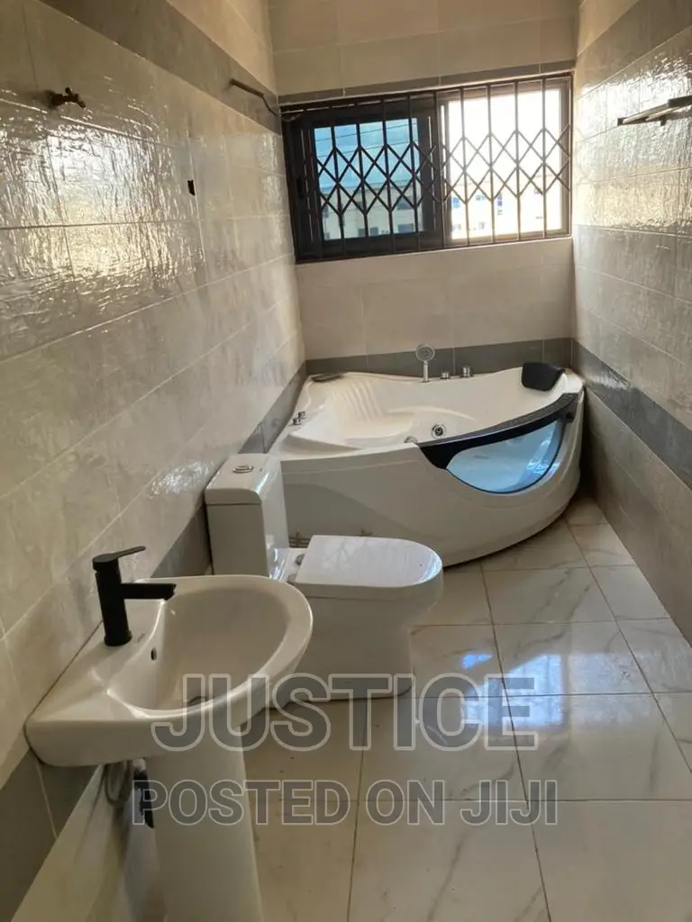 3bdrm Duplex in Ayi Mensah Oyarifa for rent