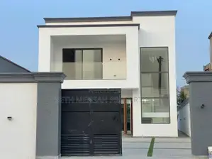 4bdrm House in Skm, Ashaley Botwe for sale