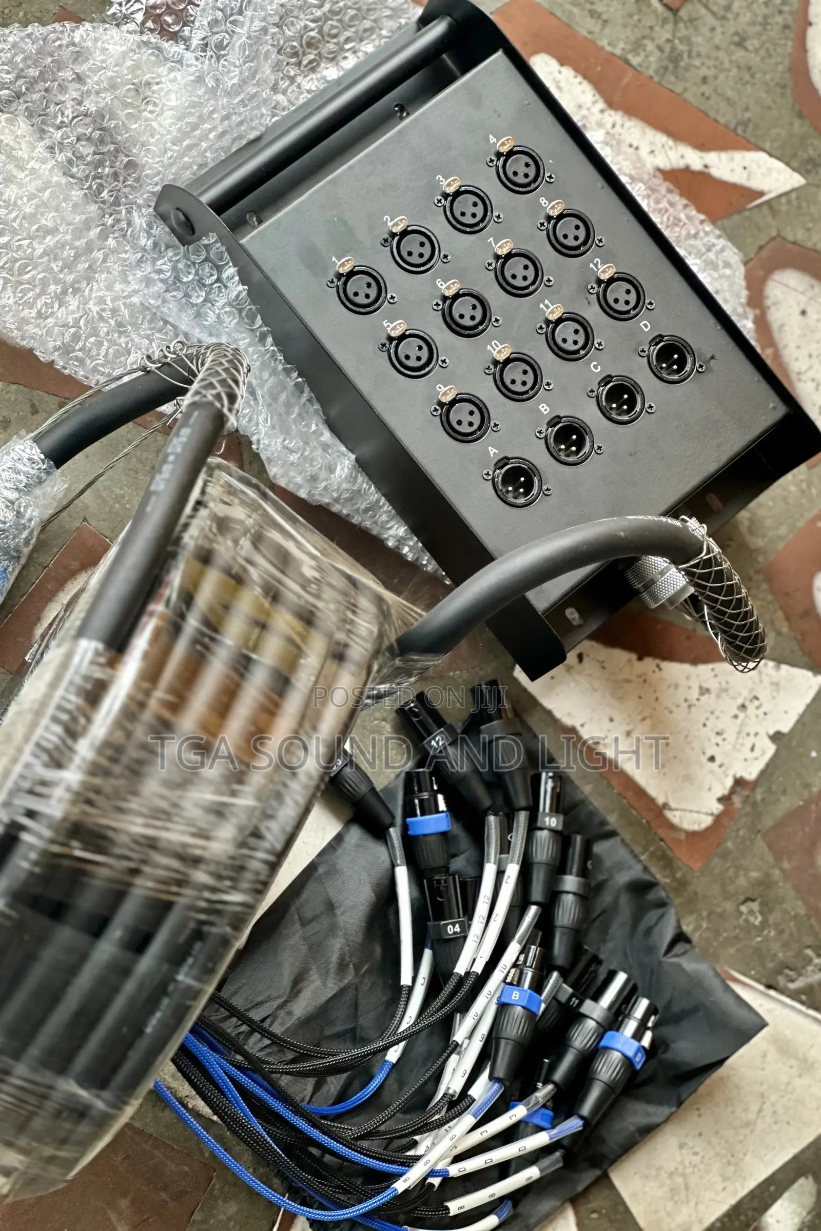 Audiolink / Snake Cable - 12 Channel, 4 Out.