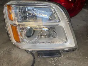 GMC Terrain 2016 Headlight