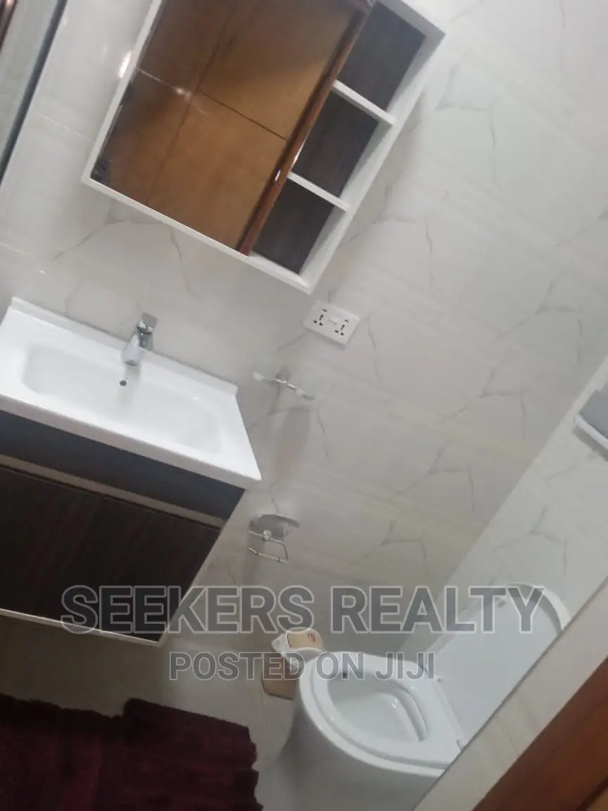Furnished 2bdrm Apartment in Seekers Realty, Osu for rent