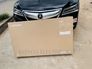 Ultimate Streaming Experience UHD Samsung 55”Au7000