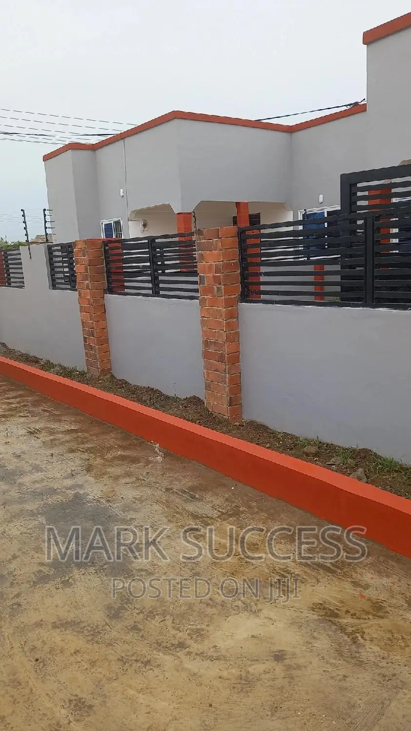 3bdrm House in Budumburam for sale