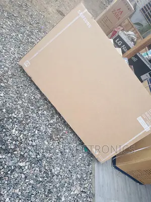 Classy Slim UHD Smart Samsung 65”Bu8000 Tv 