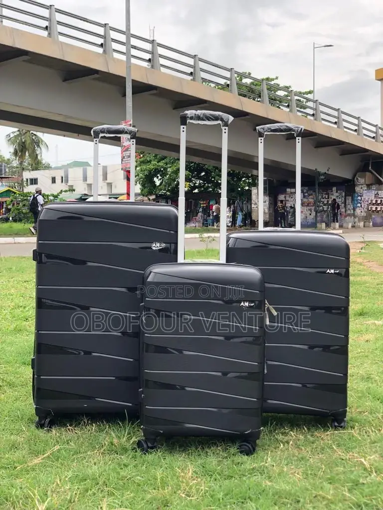 3piece Sets Luggage Expandable Suitcase Luggage Set Tsa Lock. 1,350gh.