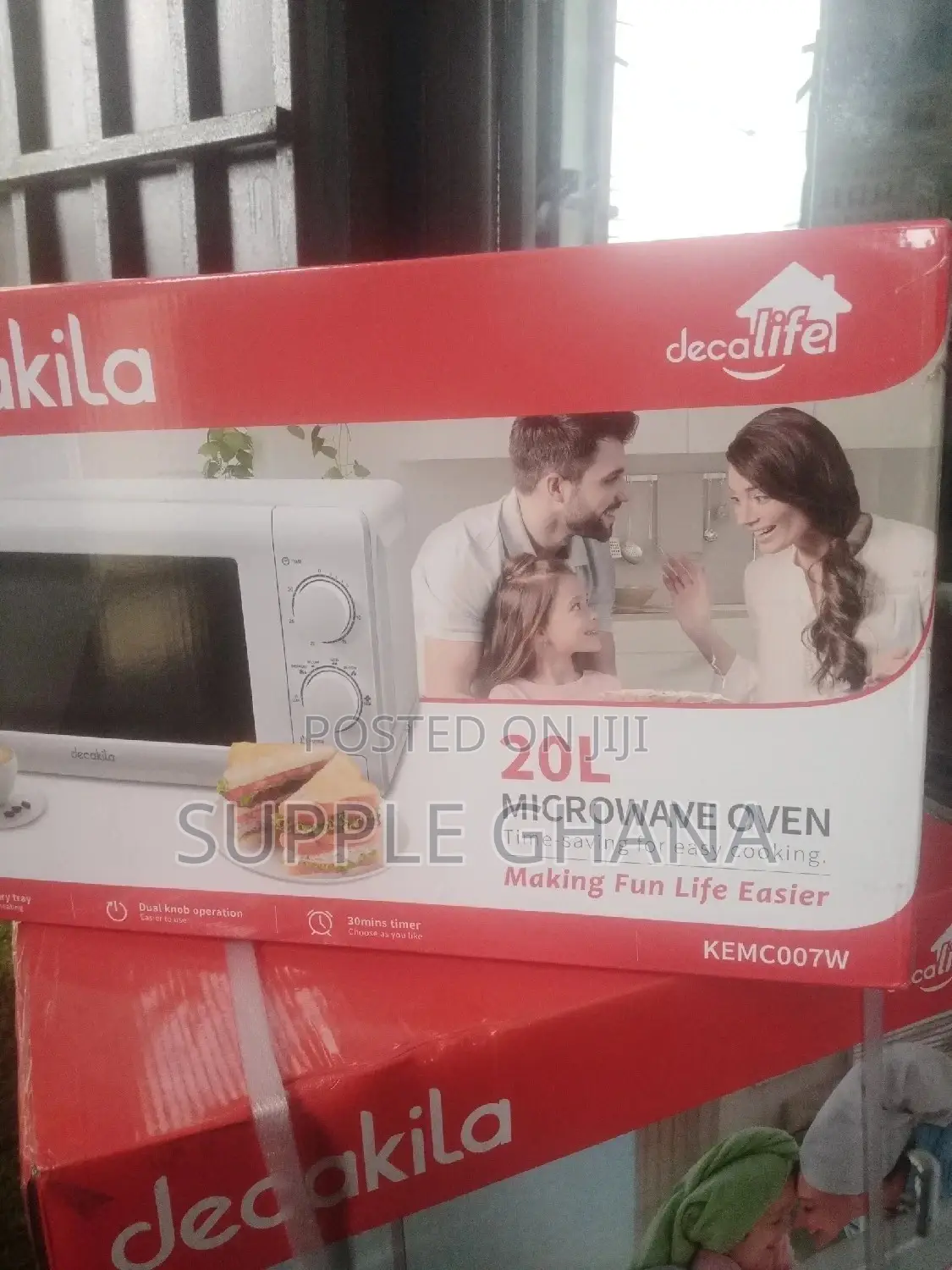 Durable Decakila Microwave Oven