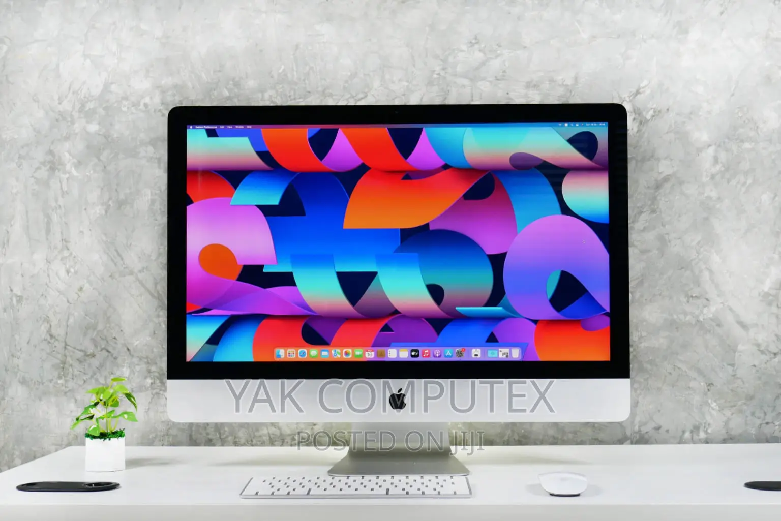 Desktop Computer Apple iMac 8GB Intel Core I5 SSHD (Hybrid) 1T