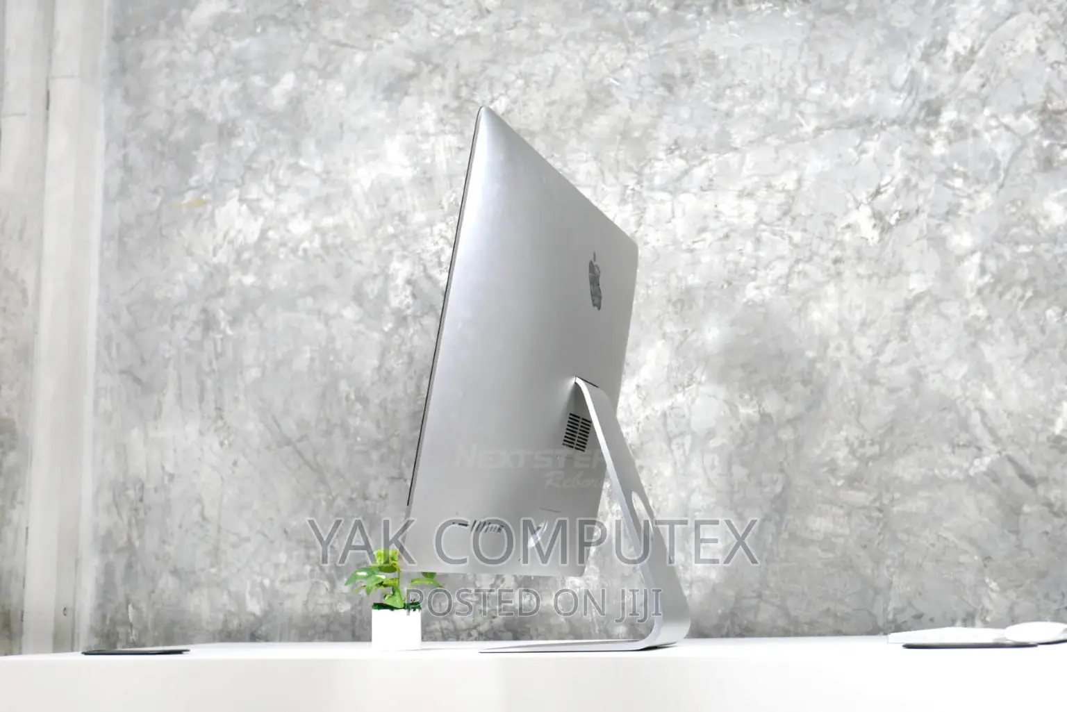 Desktop Computer Apple iMac 8GB Intel Core I5 SSHD (Hybrid) 1T