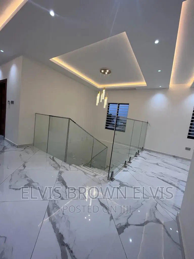 4bdrm Duplex in Botwe Lakeside for rent