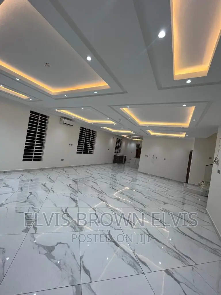 4bdrm Duplex in Botwe Lakeside for rent