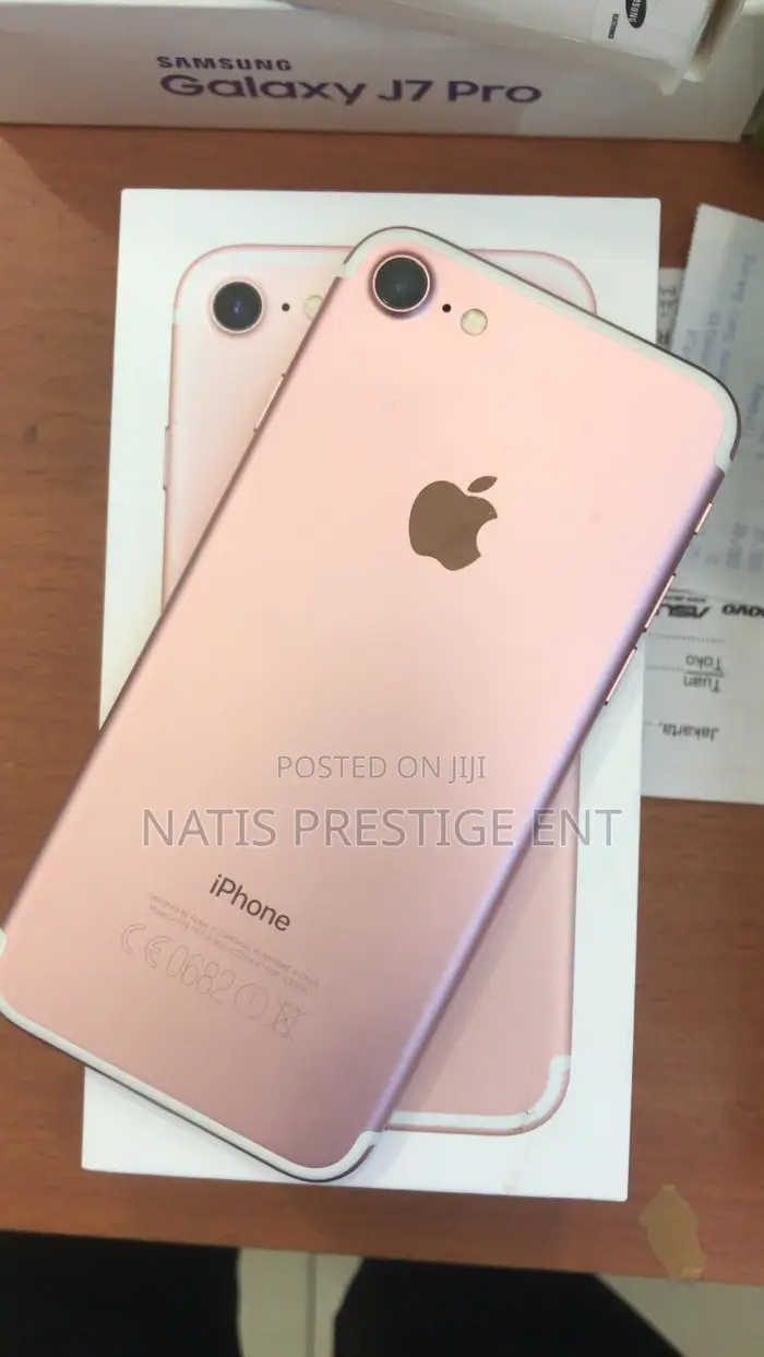 New Apple iPhone 7 Plus 128 GB Gold