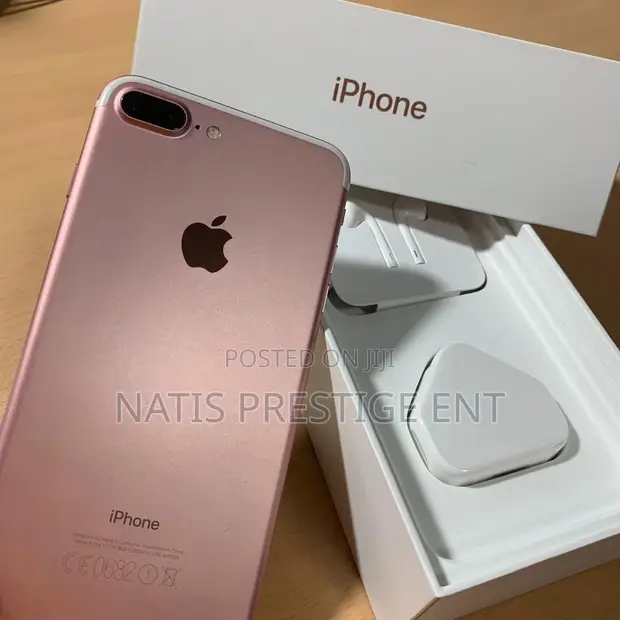 Refurbished Apple iPhone 7 Plus (Rosegold, 32GB) Excellent Refurbished Apple iPhone 7 Plus (Rosegold, 32GB) Excellent